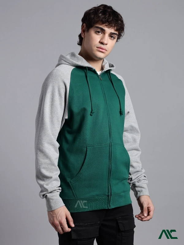 Full-Zip Raglan Hoodie Supplier for Brands in Charlotte, NC Premium full-zip raglan hoodie with a breathable fabric and long-lasting durability in Charlotte, NC